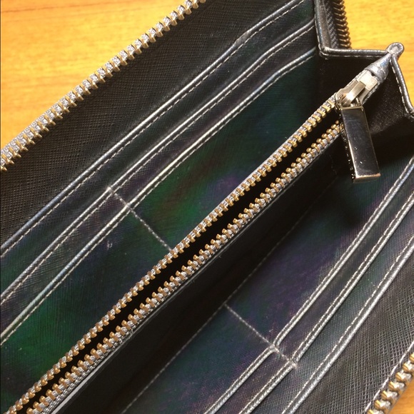 Metallic Saffiano leather Tory Burch Wallet - Picture 2 of 4